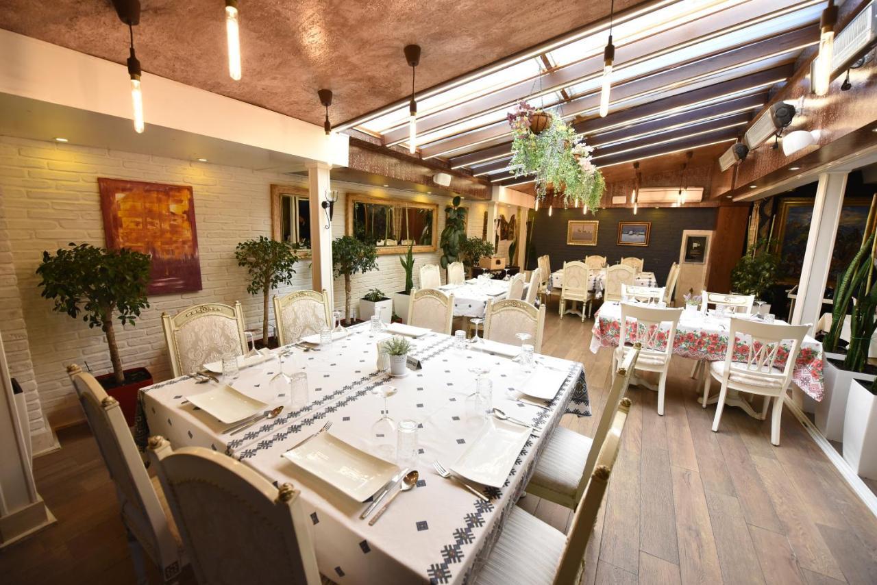 Hotel Hymeti'S Palace Πόγραδετς Εξωτερικό φωτογραφία